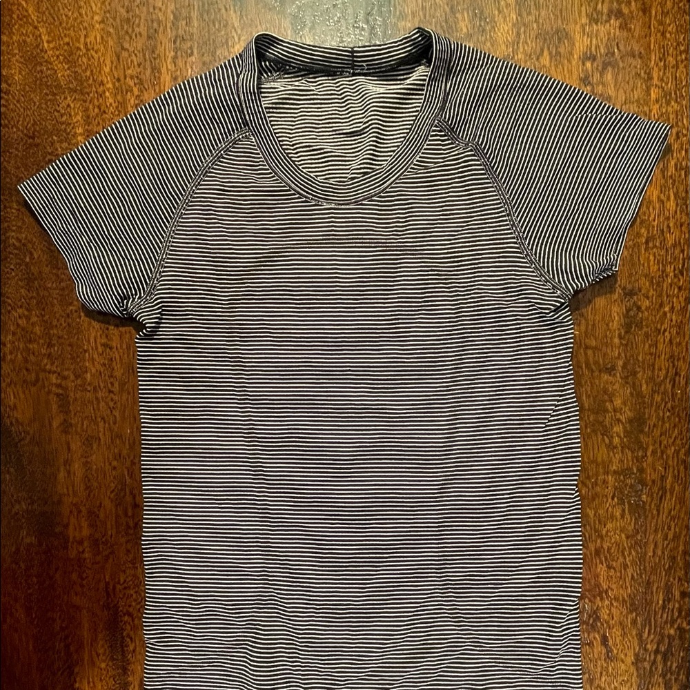 Lululemon Swiftly Tech Short Sleeve Striped Shirt
